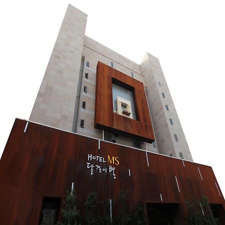 Hotel M Story Suwon Exterior foto